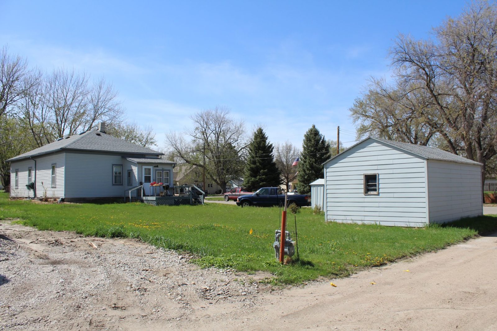 466 N. Oak, Ainsworth, NE.