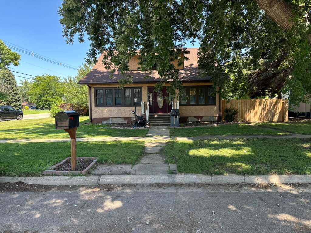 Nebraska Home for sale - 564 N. Walnut - Ainsworth, NE