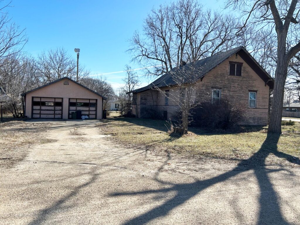 388 W. 5th St. Long Pine, Nebraska Home For Sale